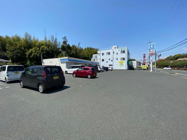 コンビニ　ローソン浜松富塚店（コンビニ）まで367m