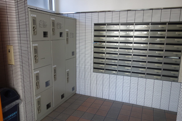 エントランス　宅配ＢＯＸあり！