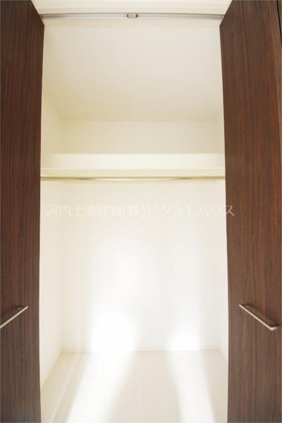 収納　洋室クローゼット