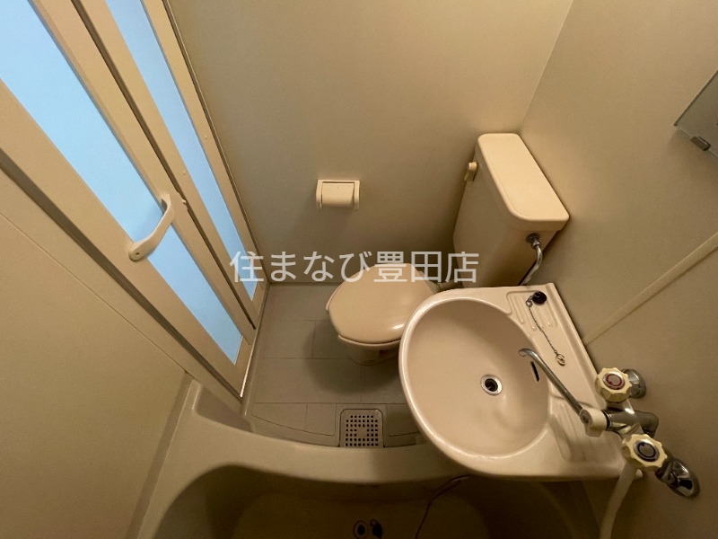トイレ　同型タイプ