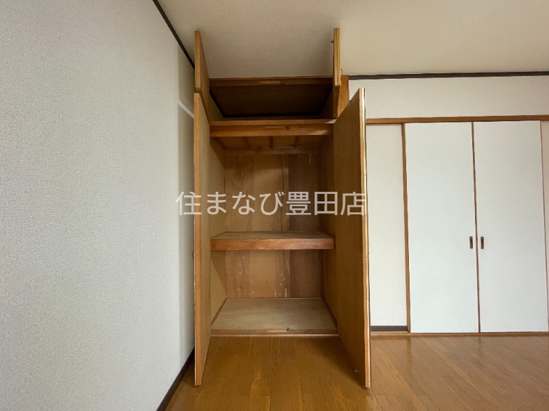 収納　同型タイプ