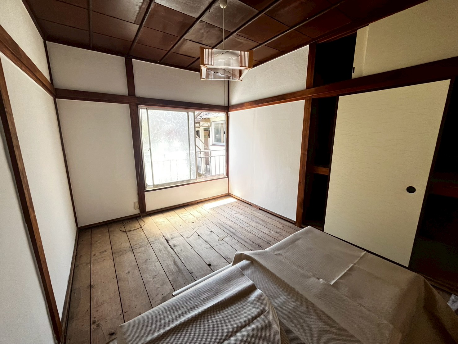大阪屋荘の居間写真