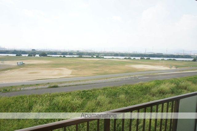 京阪本線 香里園駅 徒歩25分 5階建 築38年の内装写真