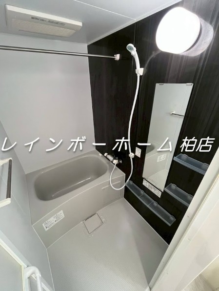 バス・シャワールーム　同施工。参考写真。