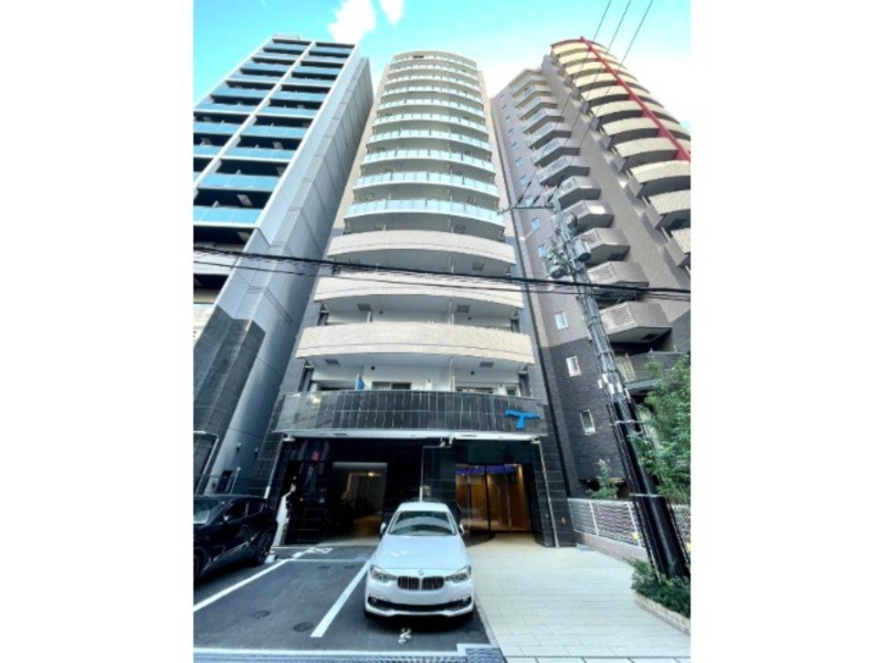 1K Mansion in Chuo-ku, Osaka - Image 1
