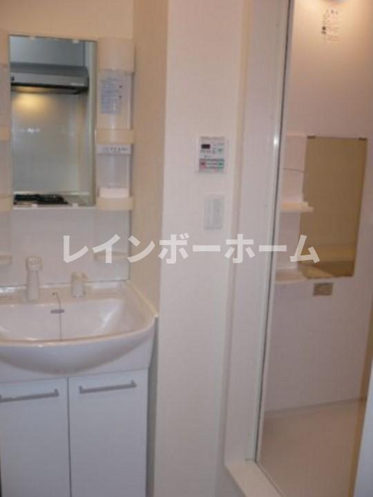 洗面設備　洗面所です