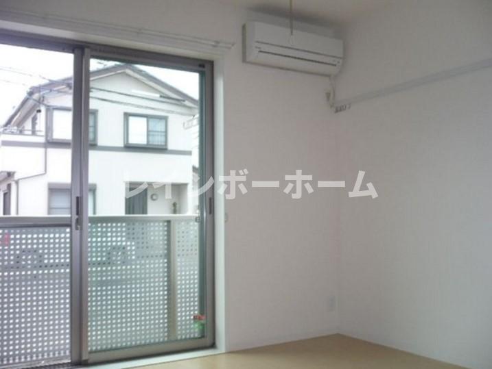 居室・リビング　※別部屋参考写真