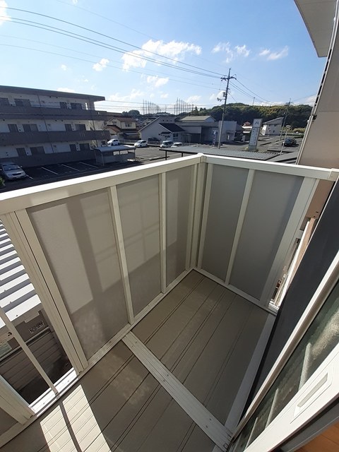 バルコニー　同建物・別号室の写真です。