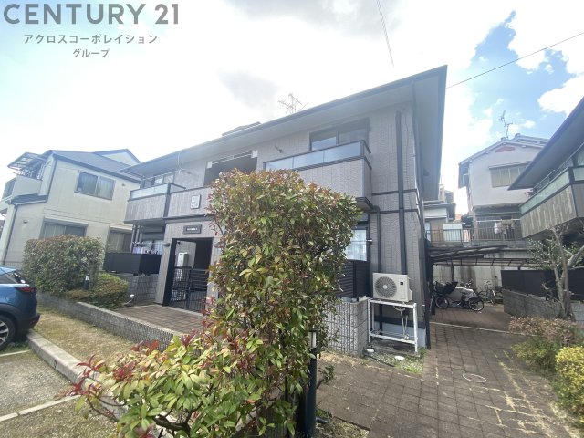 建物外観　宅配ボックス付きで不在時にも便利！