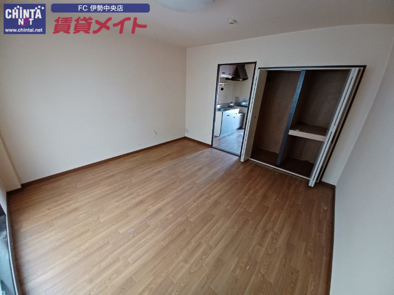 居室・リビング　別部屋同タイプ