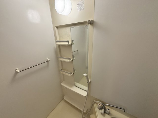 バス・シャワールーム　きれいなお風呂です
