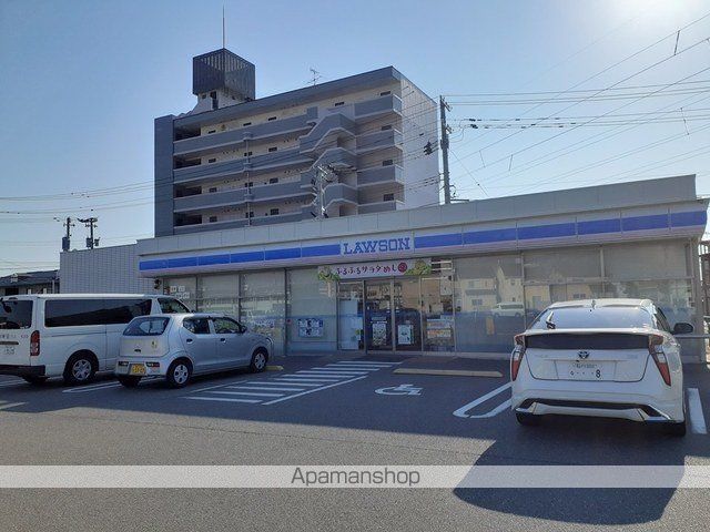 コンビニ　ローソン金沢若宮町店（コンビニ）まで250m
