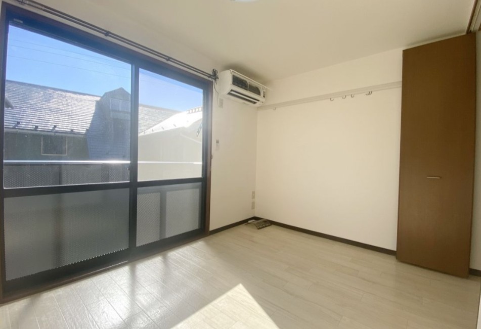 居室・リビング　※同建物別部屋参考写真