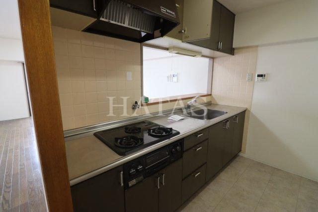 キッチン　同物件別部屋です。（間取り相違）　※対面キッチンではありませ