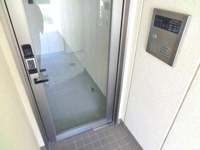 セキュリティ　★１階エントランスにデジタルロックを完備！ホテルドア仕様です
