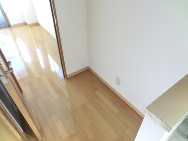 その他部屋・スペース　★キッチン横に冷蔵庫置場あり★