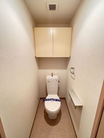 トイレ　※他号室写真使用