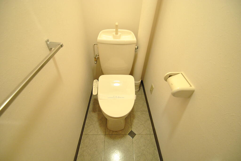トイレ　他室参考写真・現況優先