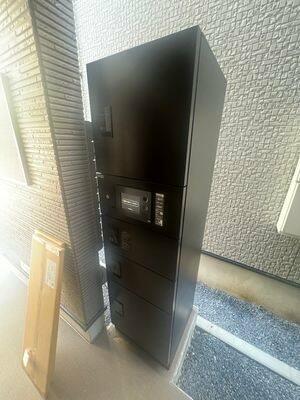 ロビー　宅配ボックス