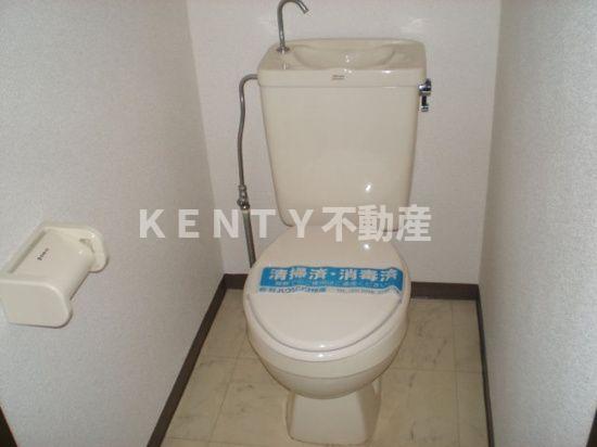 トイレ　清潔感のあるトイレです