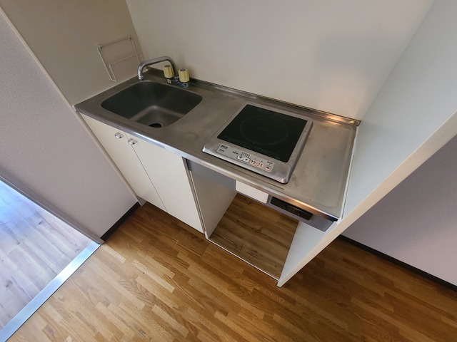 キッチン　一口コンロのキッチンです