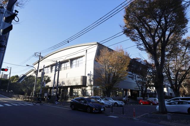 その他　横須賀市役所文化スポーツ観光部総合体育会館サブアリーナ（その他）まで534m