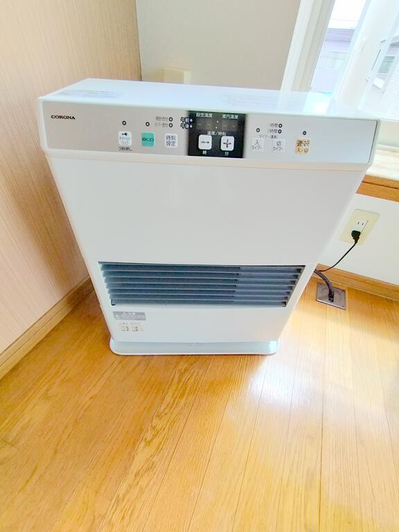 その他　経済的な灯油暖房です！