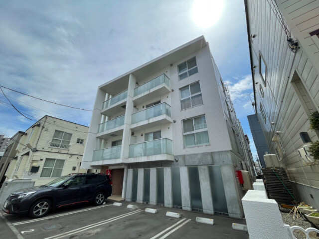 建物外観　札幌市北区北２０条西「スプレンドールノルド２０」