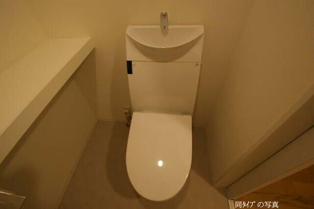 トイレ　トイレもきれいです