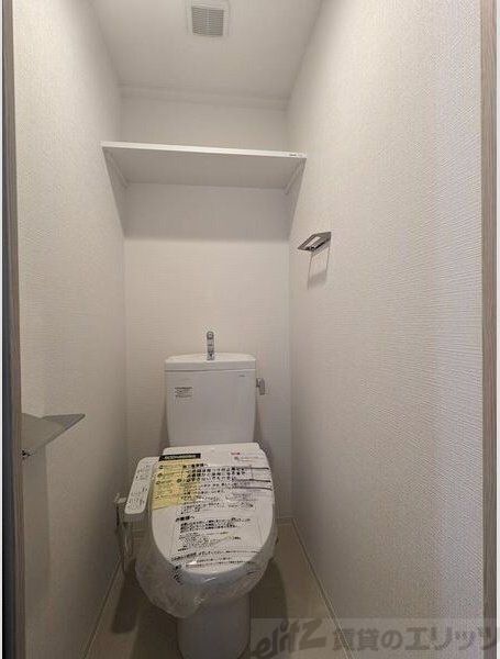 エスリード新大阪ザ・プレミアEASTのトイレ写真