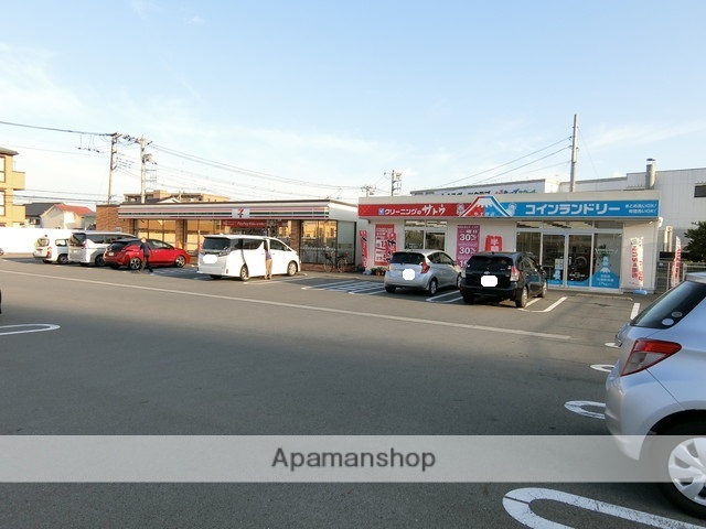 コンビニ　セブン－イレブン長泉中土狩北店（コンビニ）まで648m
