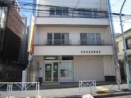 郵便局　渋谷神宮前郵便局（郵便局）まで633m