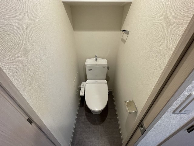 トイレ　落ち着いたトイレです