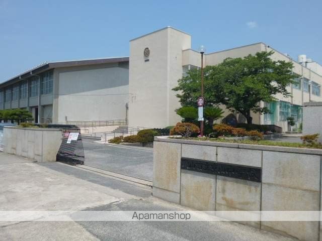 中学校　岡山市立京山中学校（中学校）まで511m