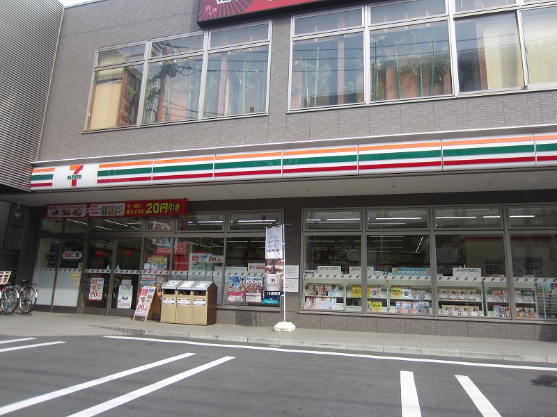 コンビニ　セブンイレブン（コンビニ）まで607m