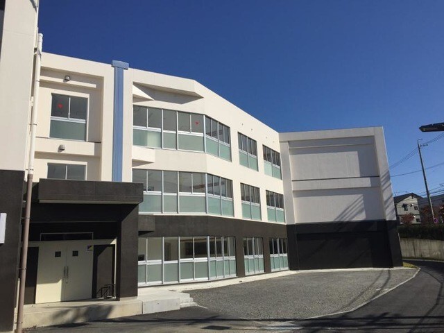 中学校　名古屋市立吉根中学校（中学校）まで1119m
