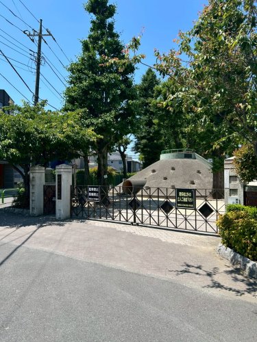 小学校　石神井東小学校（小学校）まで1202m