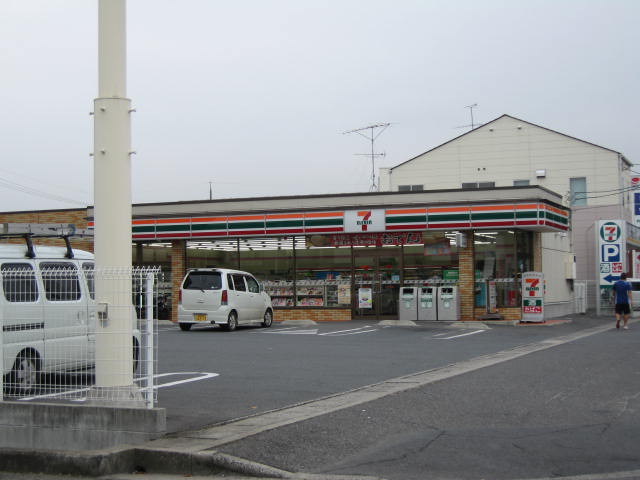 コンビニ　セブンイレブン倉敷田ノ上新町店（コンビニ）まで302m