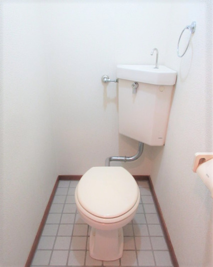 トイレ　コンパクトで使いやすいトイレです