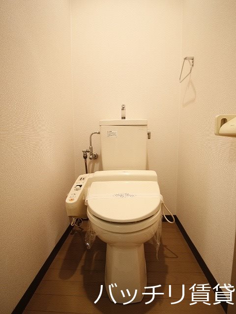 トイレ　※同型タイプの為現状優先