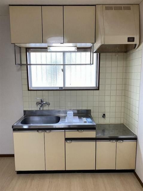 キッチン　コンパクトなキッチンで掃除もラクラク