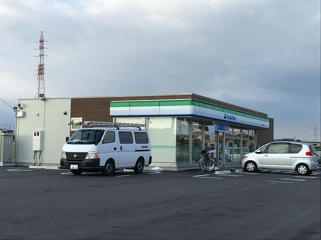 コンビニ　ファミリーマート豊田若林西町店（コンビニ）まで706m