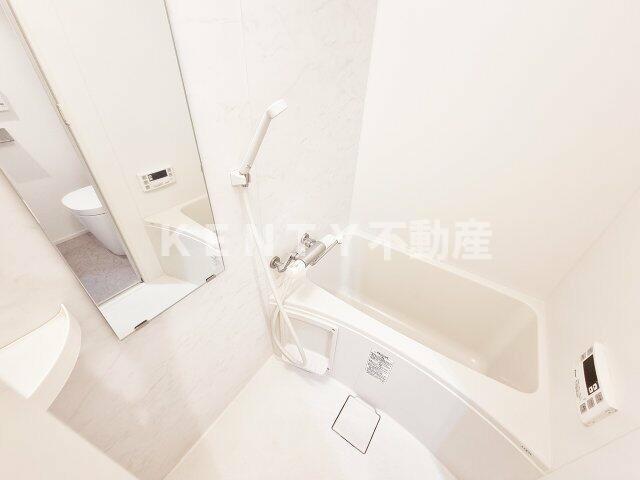 バス・シャワールーム　日々の疲れを癒すお風呂付です