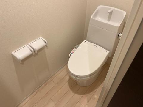 トイレ　トイレ