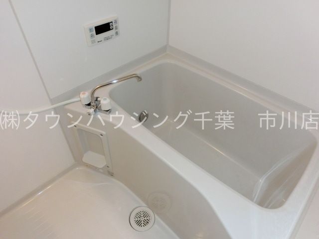 バス・シャワールーム　経済的な追い焚き機能