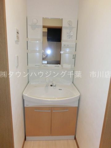 洗面設備　独立洗面台付き