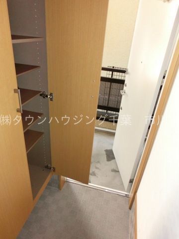 玄関　シューズＢＯＸ完備