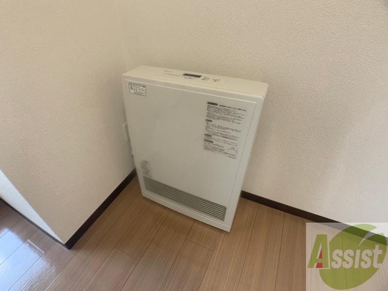 その他設備　暖房はガスＦＦです。寒い冬も暖かく過ごせます！