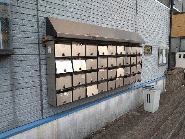 エントランス　集合ポスト