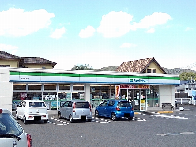 コンビニ　ファミリーマート尾道美ノ郷店（コンビニ）まで600m